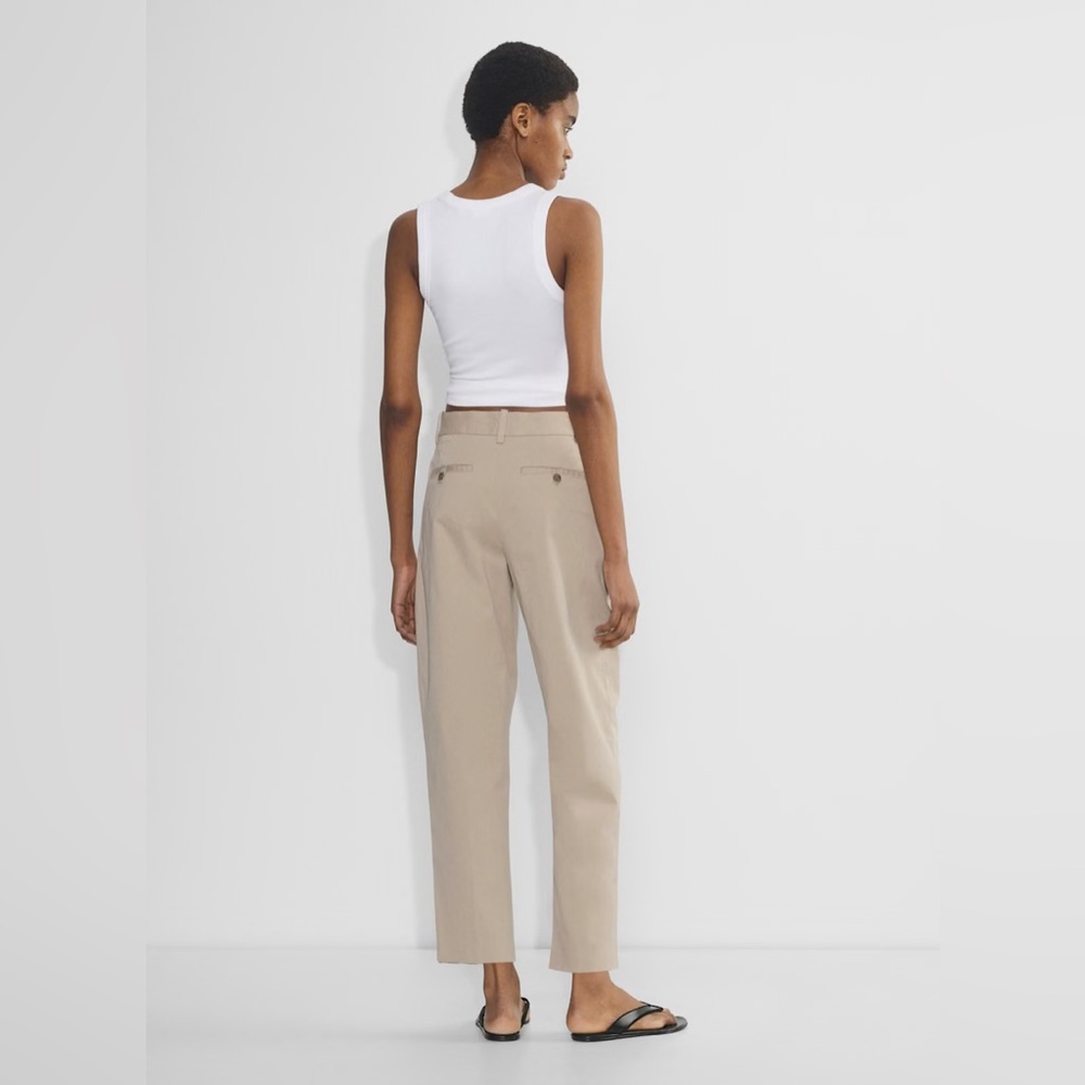 Aritzia Chino Mid-rise Carrot Pant in Beige Tan Washed Tundra Taupe - Picture 5 of 12